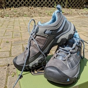 NWT KEEN Targhee III Waterproof Hiking Shoe